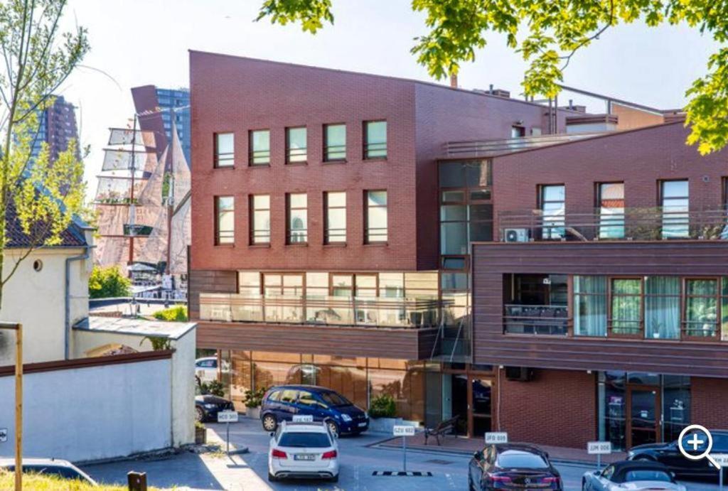 Victoria Old Town Apartments Клайпеда Екстериор снимка